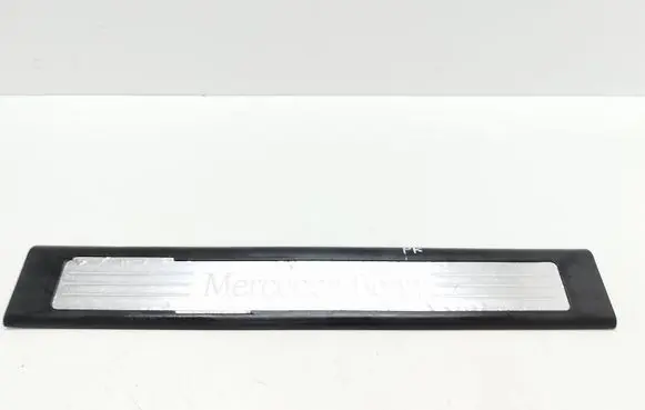 Mercedes-Benz ML W164 Front sill trim cover A1646803335