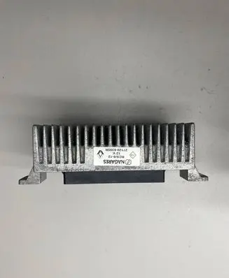 Renault Master III Glow plug pre-heat relay 271206395R