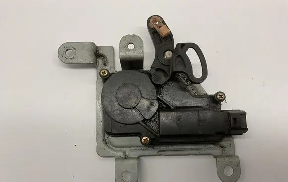 KIA Sorento Tailgate boot lock/latch motor 812403E000