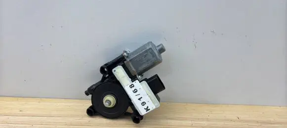 BMW 8 G16 Rear door window regulator motor 9448928