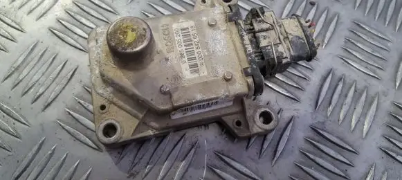 Mercedes-Benz E W210 ESP acceleration yaw rate sensor 0005426518 0265005200