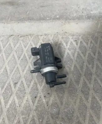 Audi A6 S6 C4 4A Turbo solenoid valve 1H0906627 72190320