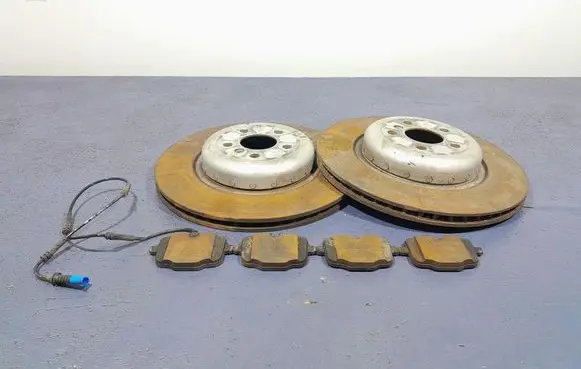 BMW X7 G07 Rear brake disc 6898494