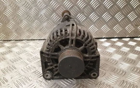 Nissan Note (E11) Generator/alternator 8200386806C 2542945D
