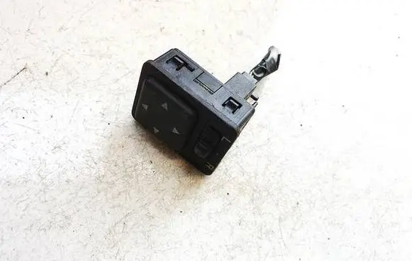 Toyota Avensis T220 Wing mirror switch 8487005020