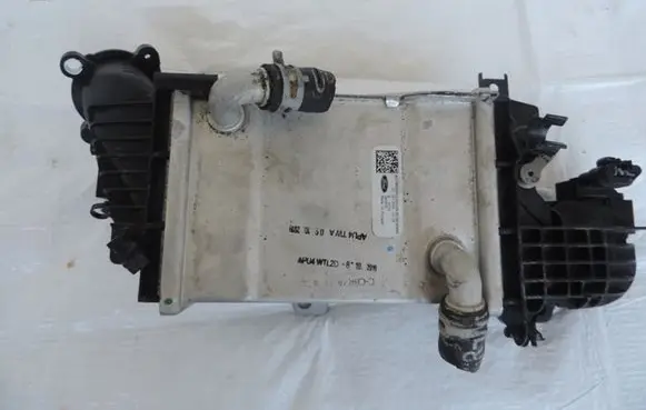 Ford Focus Intercooler radiator JN1Q6C896AC