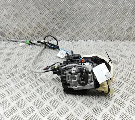 Mercedes-Benz E W238 Front door lock A0997208601