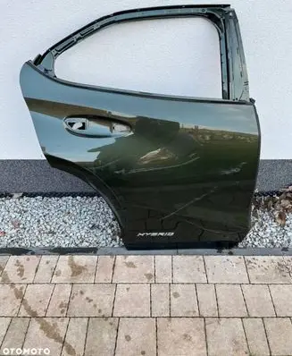 Lexus UX Rear door