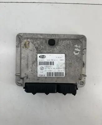 Fiat Panda II Engine control unit/module 55198375 FCB47FP0 6200003803