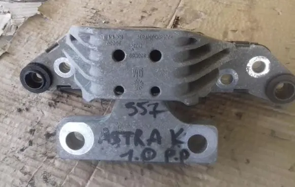 Opel Astra G Engine mount vacuum valve 39080458