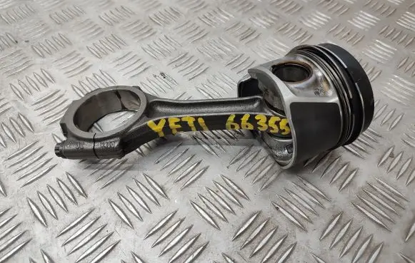 Skoda Yeti (5L) Piston CFH