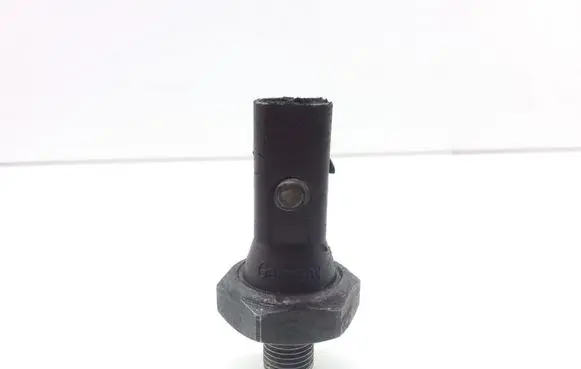 Audi A4 S4 B7 8E 8H Oil pressure sensor 038919081