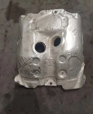 BMW 5 F10 F11 Heat shield in engine bay 757699803