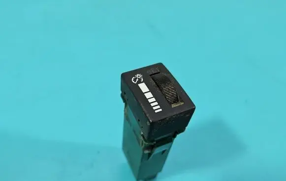Isuzu D-Max Seat control switch M42174 IMPRK1535141