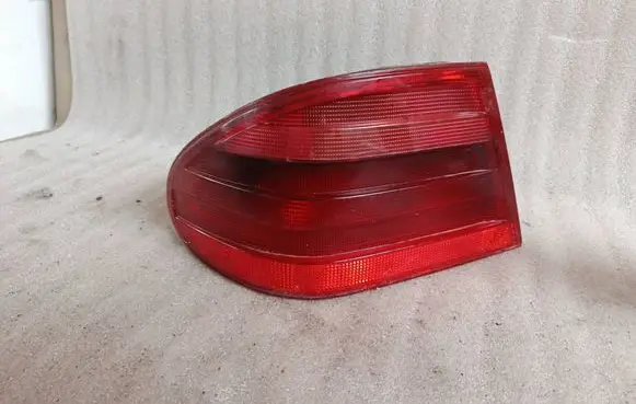 Mercedes-Benz E W210 Rear/tail lights 197201