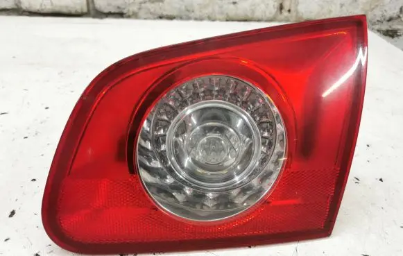 Volkswagen PASSAT B6 Tailgate rear/tail lights 3C9945094