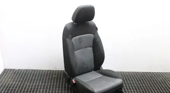 Suzuki SX4 S-Cross Front driver seat 