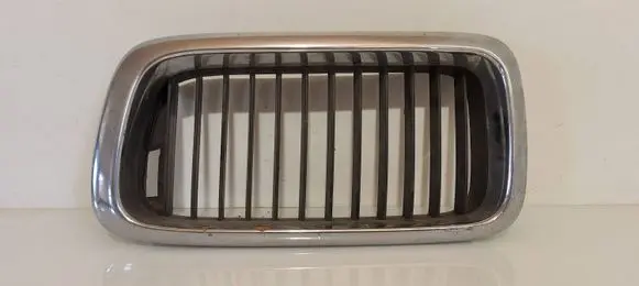 BMW 7 E38 Front grill 8125815
