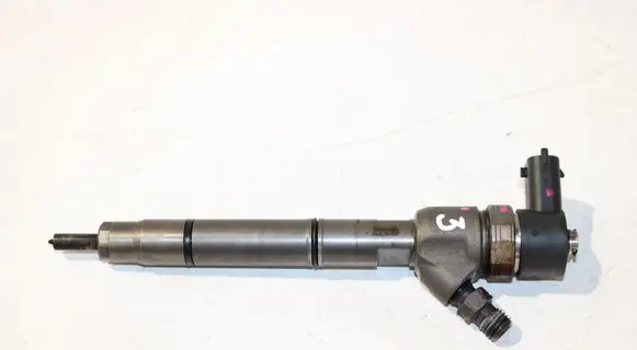 Hyundai i40 Fuel injector 338002A800 0445110411