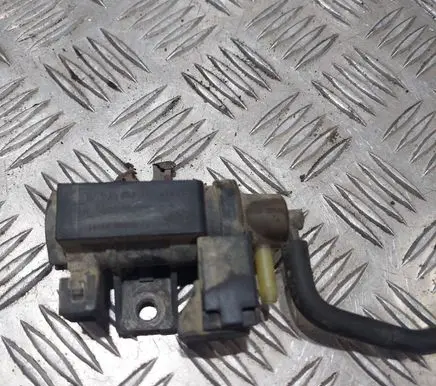 Renault Megane III Turbo solenoid valve 8200826919 09T119 70181403