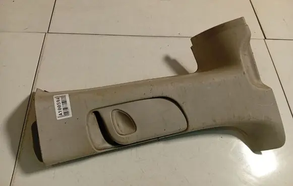Opel Zafira A (B) pillar trim (top) 90579816