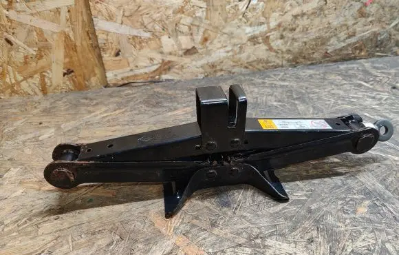 Mazda CX-9 Lift Jack 