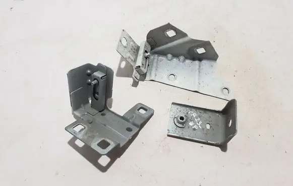 Renault Trafic III (X82) Fender mounting bracket 625M80297R