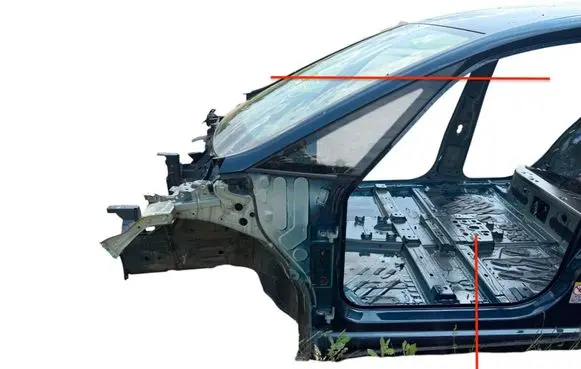 Cupra Born Front quarter panel 