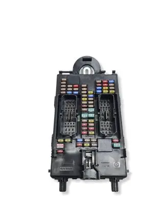 Volvo XC90 Fuse module 31682732