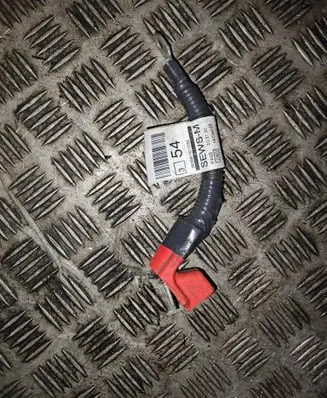 Positive cable (battery)
