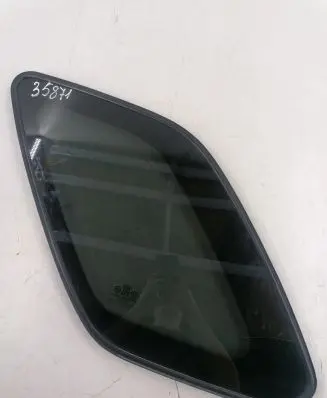 KIA Sportage Rear side window
