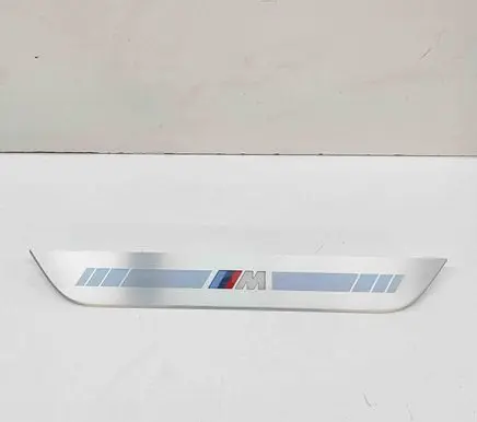 BMW 8 G14 Front sill trim cover 8077337
