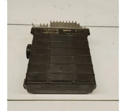 Mercedes-Benz E W124 Engine control unit/module 0075451532 0280800286