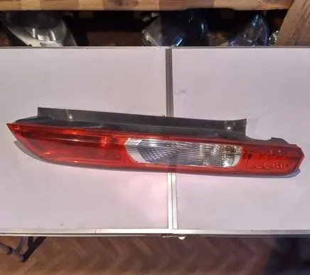 Ford Focus Rear/tail lights 4M5113404AF
