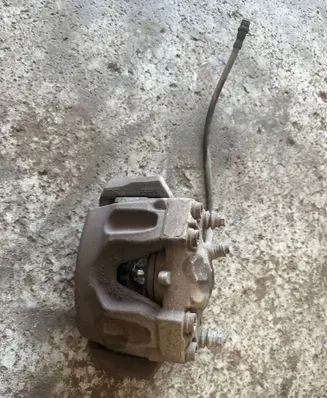 Front brake caliper