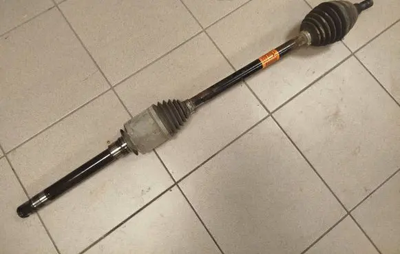 Mercedes-Benz GL X164 Front driveshaft a1643302401