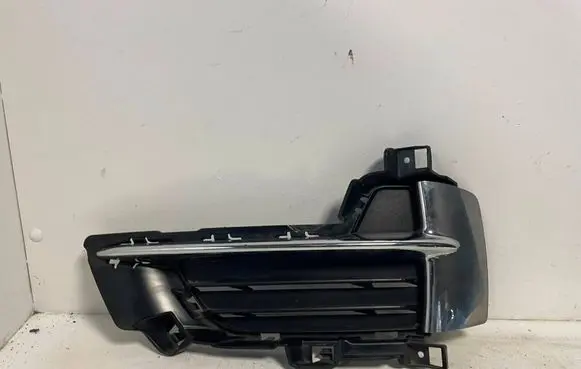BMW X5 F15 Front bumper lower grill 7307993 51117307993