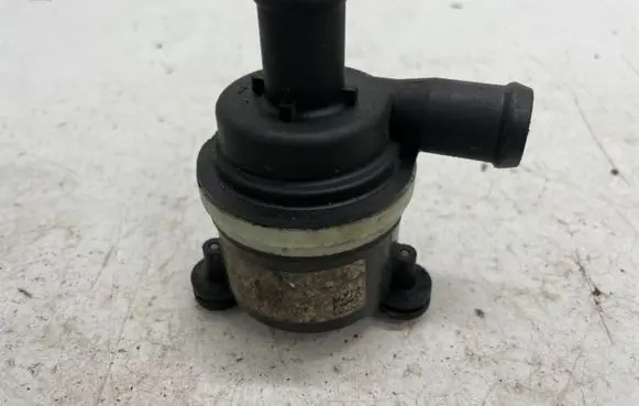 Opel Astra K Electric auxiliary coolant/water pump 13346941