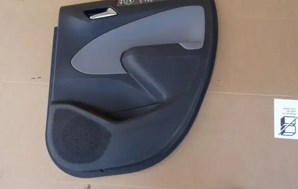Opel Crossland X Coupe rear side trim panel 