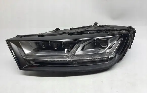 Audi Q7 4M Headlight/headlamp 4M0941035