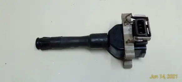 BMW 7 E38 High voltage ignition coil 1703359 11856