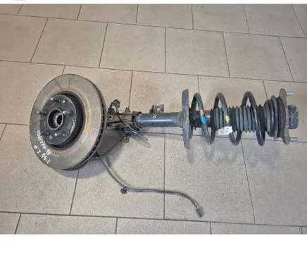 Hyundai i40 Front wheel hub spindle knuckle 546513ZAB0