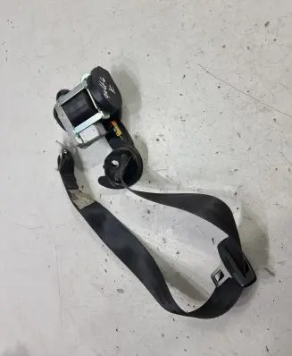 Volkswagen Golf VI Front seatbelt 1K4857705S