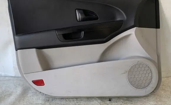 KIA Ceed Front door