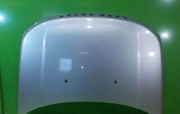 Land Rover Discovery 3 - LR3 Engine bonnet/hood UP109