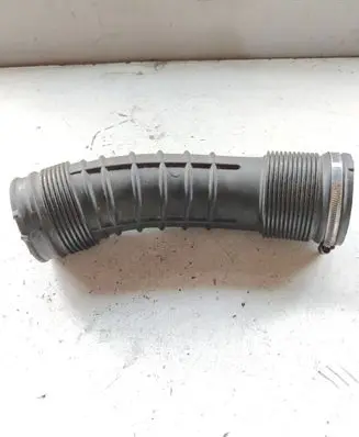 Volvo S80 Air intake hose/pipe 6898050