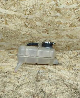 Fiat 500E Coolant expansion tank/reservoir 52126409AB