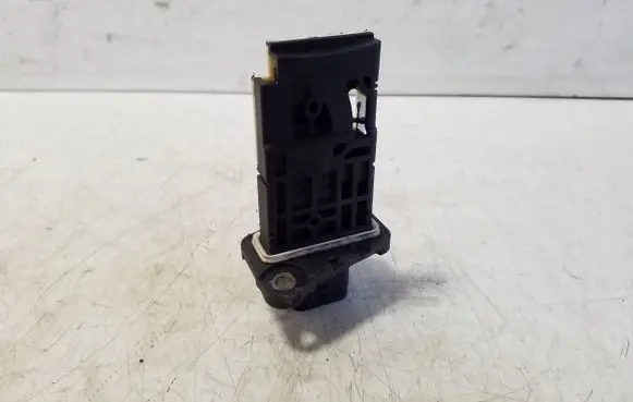 Nissan Navara D23 Mass air flow meter H8201267959 GM93450753 226807131R