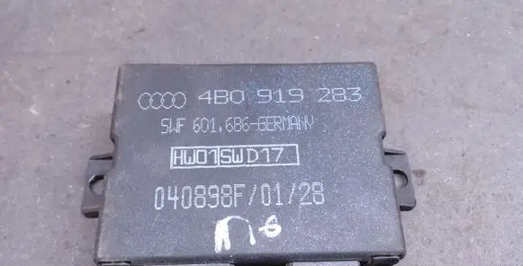 Audi A6 S6 C5 4B Parking PDC control unit/module 4B0919283
