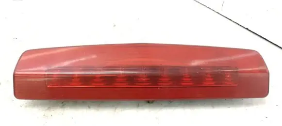 Opel Astra H Third/center stoplight 13211587 417801 565461589